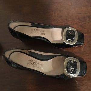 Black Salvatore Ferragamo 8.5 AA Shoes